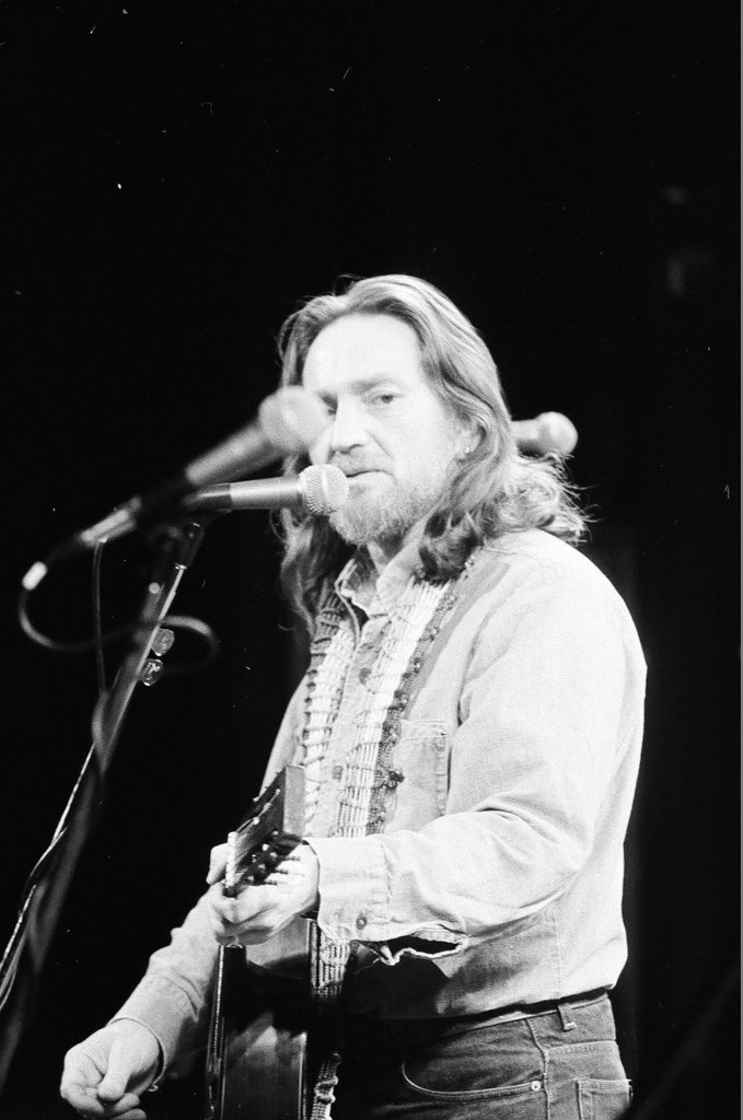 Willie Nelson concert - Duane Hall for Chicago Sun-Times