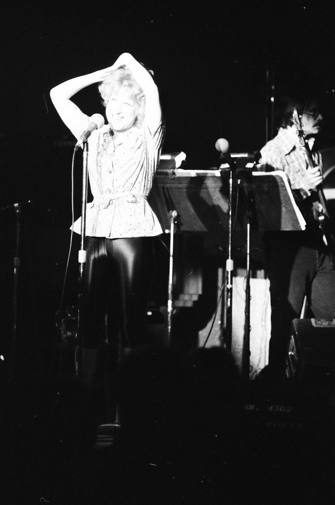 Bette Midler performs at Park West - Martha Hartnett for Chicago Sun-Times