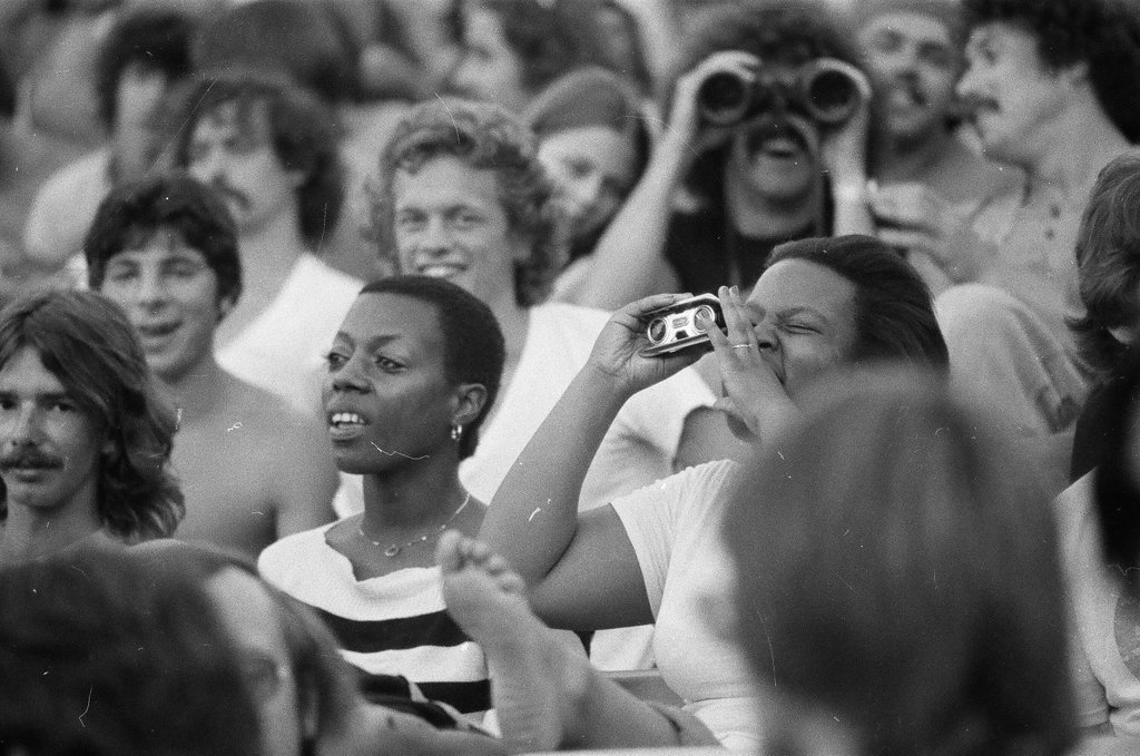 Massive crowd at Pink Floyd performance - Bob (Robert) Black for Chicago Sun-Times