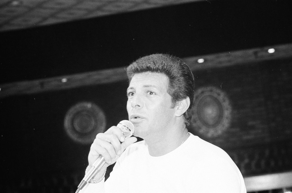 Frankie Avalon attends sound rehearsal - Jack Lenahan for Chicago Sun-Times