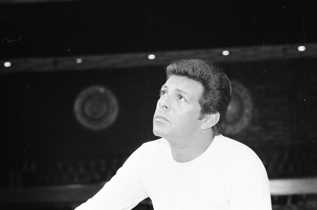 Frankie Avalon attends sound rehearsal - Jack Lenahan for Chicago Sun-Times