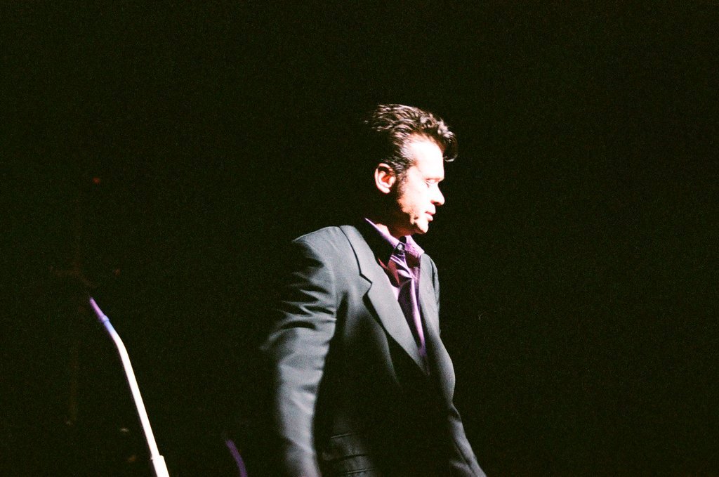 John Mellencamp performs in Rosemont Theatre - Dom Najolia for Chicago Sun-Times