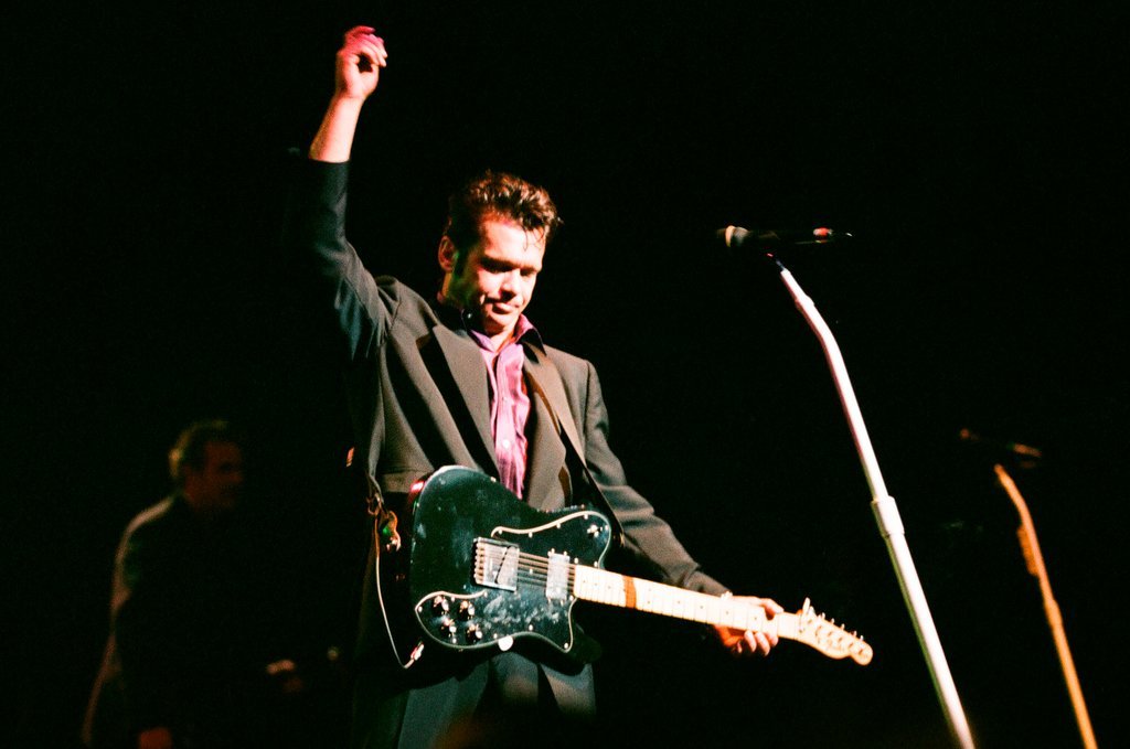 John Mellencamp performs in Rosemont Theatre - Dom Najolia for Chicago Sun-Times