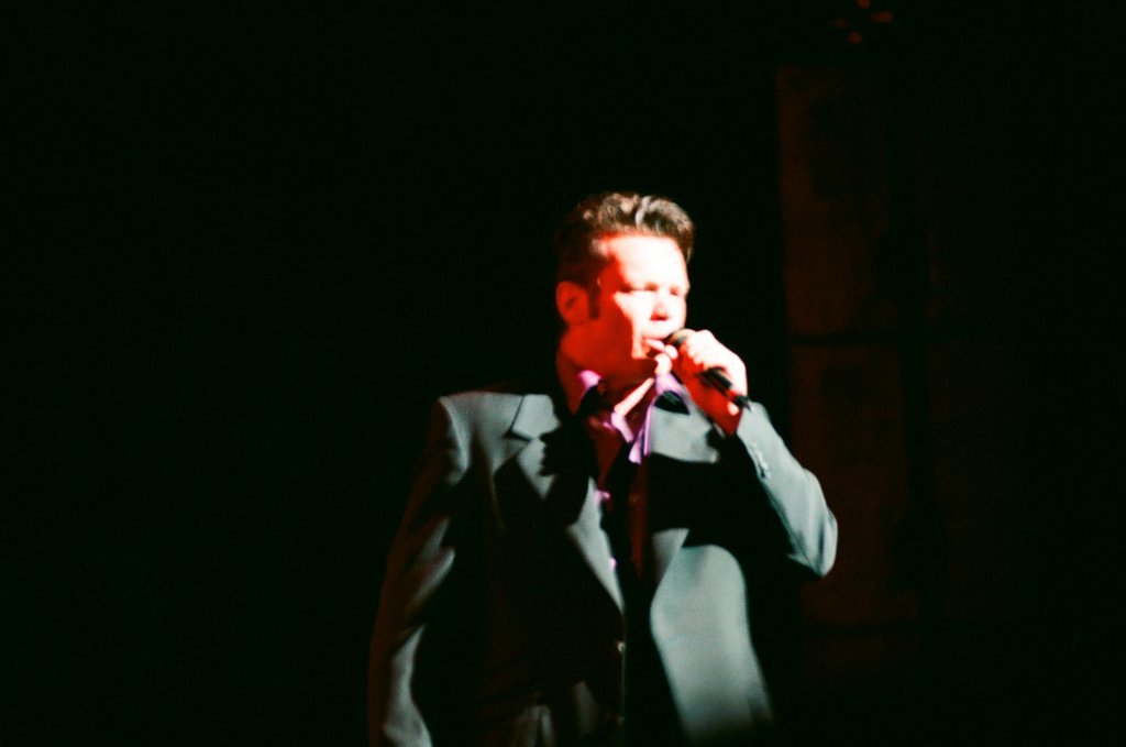 John Mellencamp performs in Rosemont Theatre - Dom Najolia for Chicago Sun-Times