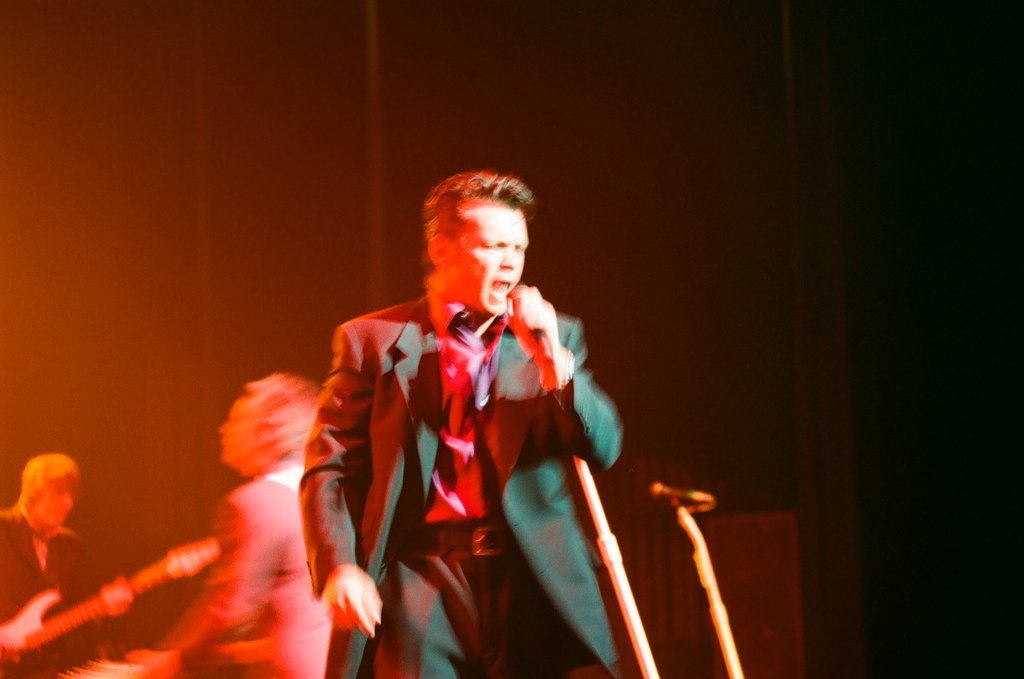 John Mellencamp performs in Rosemont Theatre - Dom Najolia for Chicago Sun-Times