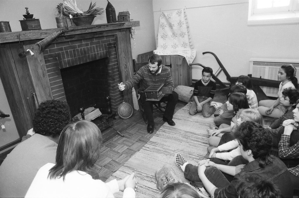 Families explore the Chicago History Museum - Constantine for Chicago Sun-Times