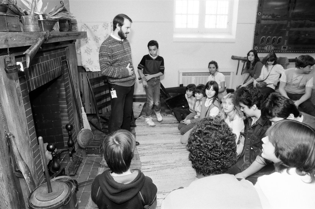 Families explore the Chicago History Museum - Constantine for Chicago Sun-Times