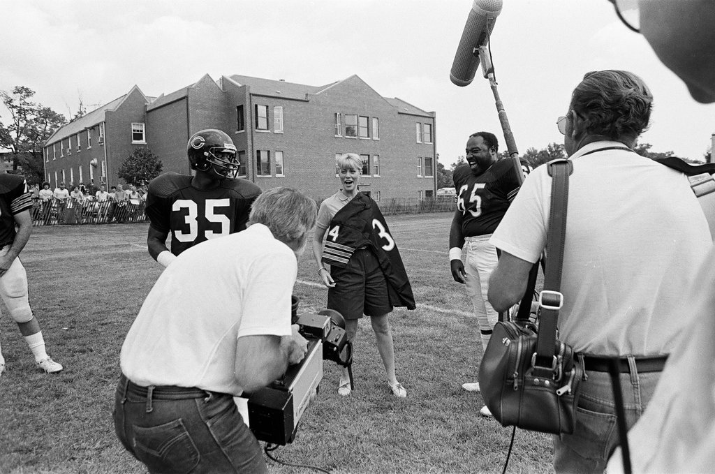 Sarah Purcell practices with the Chicago Bears - Reeve for Chicago Sun-Times