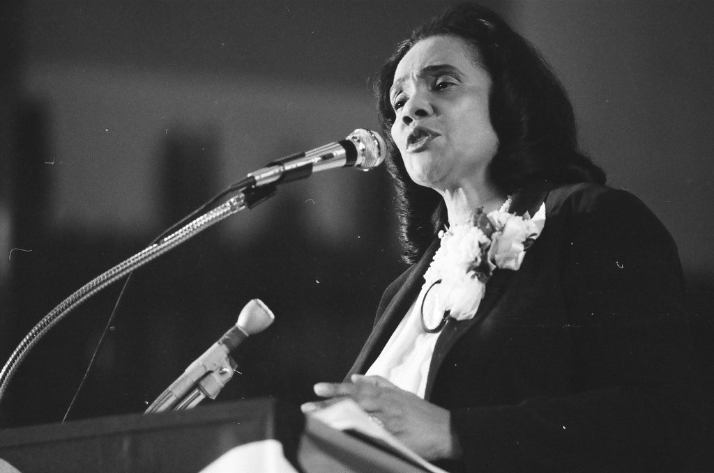 Coretta Scott King speaks at church - Reeve for Chicago Sun-Times