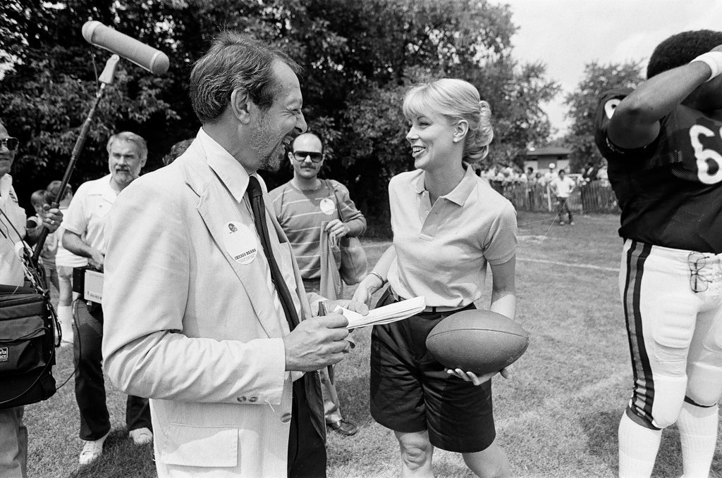 Sarah Purcell practices with the Chicago Bears - Reeve for Chicago Sun-Times