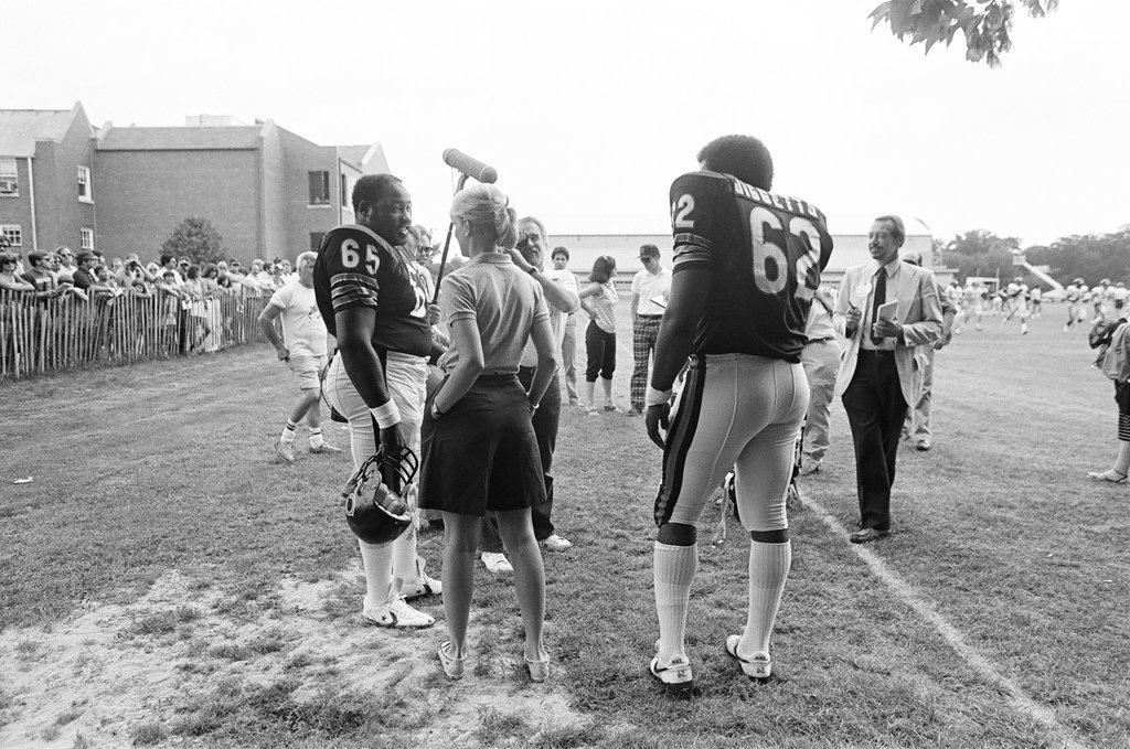 Sarah Purcell practices with the Chicago Bears - Reeve for Chicago Sun-Times