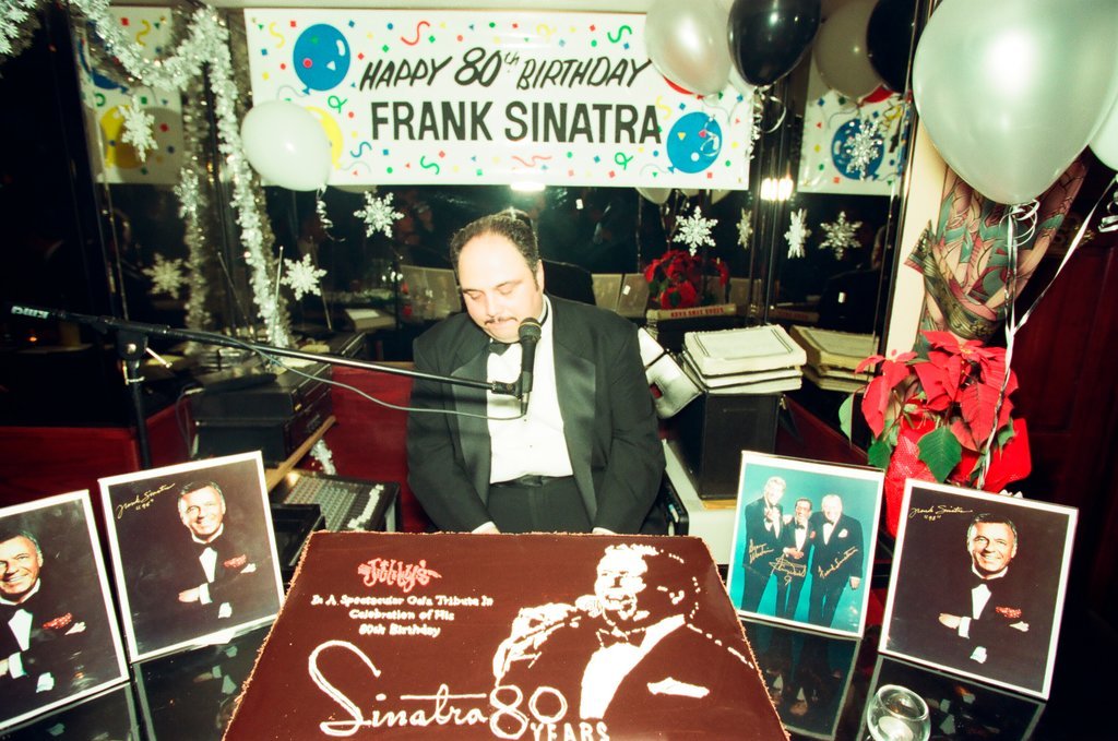 Birthday celebration in honor of Frank Sinatra - Jon Sall for Chicago Sun-Times