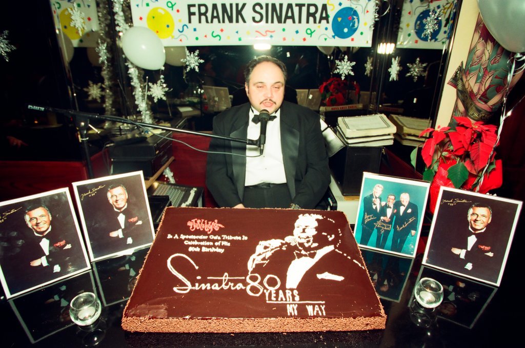 Birthday celebration in honor of Frank Sinatra - Jon Sall for Chicago Sun-Times