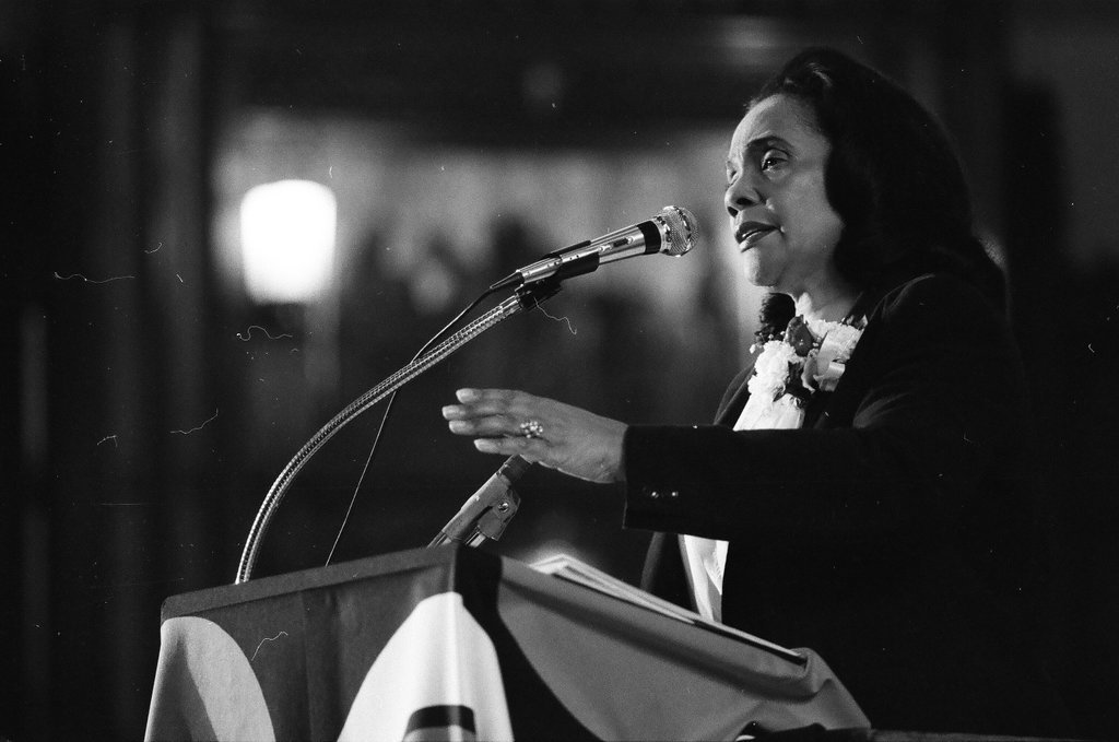 Coretta Scott King speaks at church - Reeve for Chicago Sun-Times