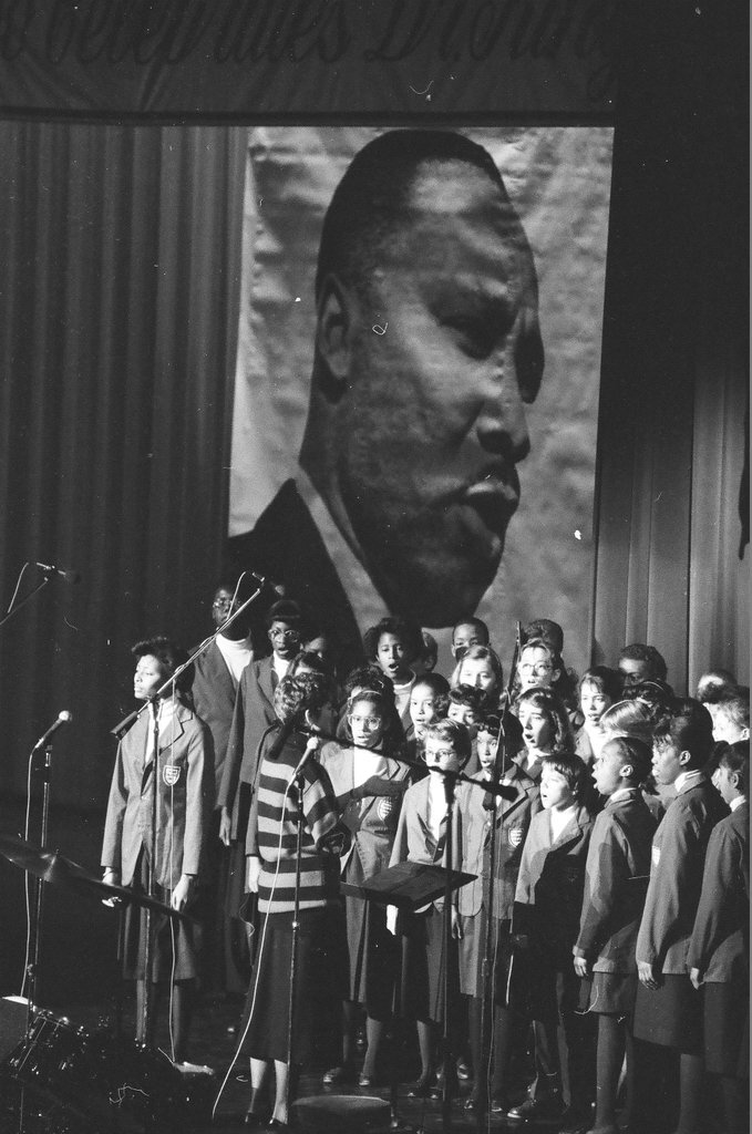 Kids choir performs at Medinah Temple for Martin Luther King Jr. birthday celebration - James (Jim) Klepitsch for Chicago Sun-Times