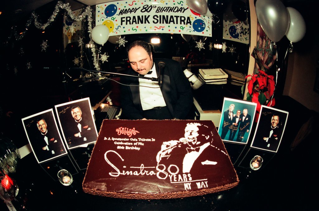 Birthday celebration in honor of Frank Sinatra - Jon Sall for Chicago Sun-Times