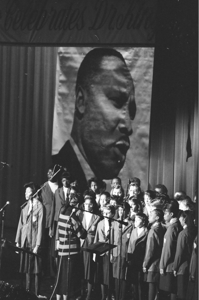 Kids choir performs at Medinah Temple for Martin Luther King Jr. birthday celebration - James (Jim) Klepitsch for Chicago Sun-Times