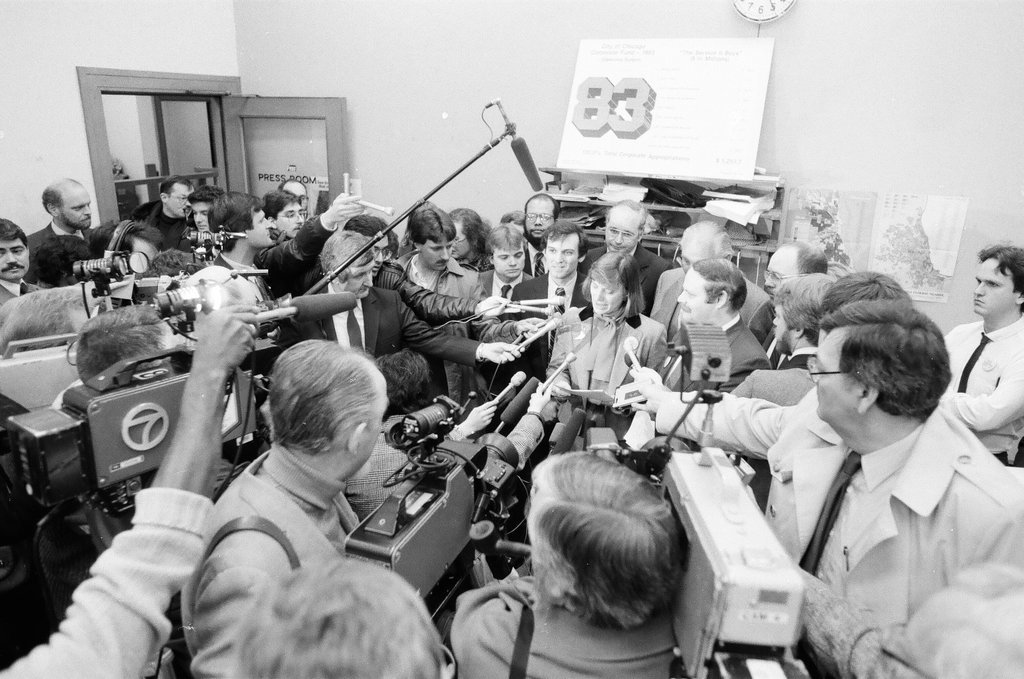 Press conference regarding banning lights at Wrigley Field - Jarvinen for Chicago Sun-Times