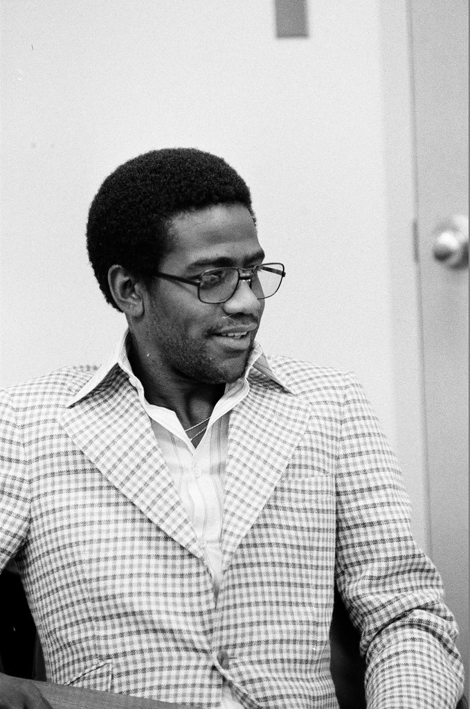 Al Green sitting in a chair - Peters (Clarence or Pete) for Chicago Sun-Times