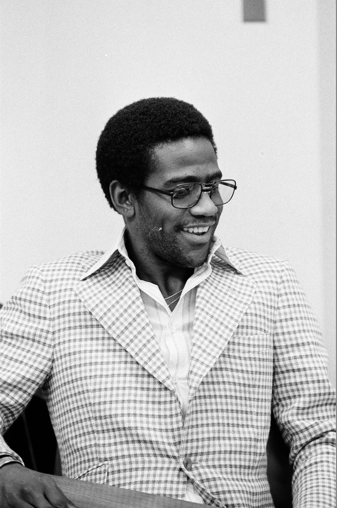 Al Green sitting in a chair - Peters (Clarence or Pete) for Chicago Sun-Times