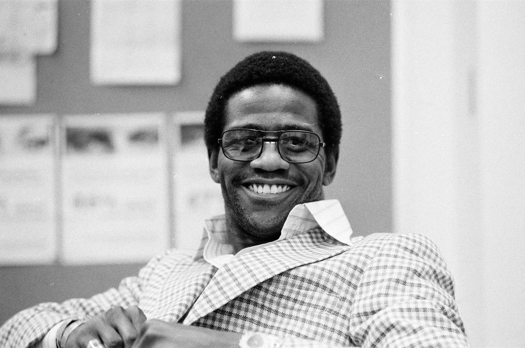 Al Green sitting in a chair - Peters (Clarence or Pete) for Chicago Sun-Times