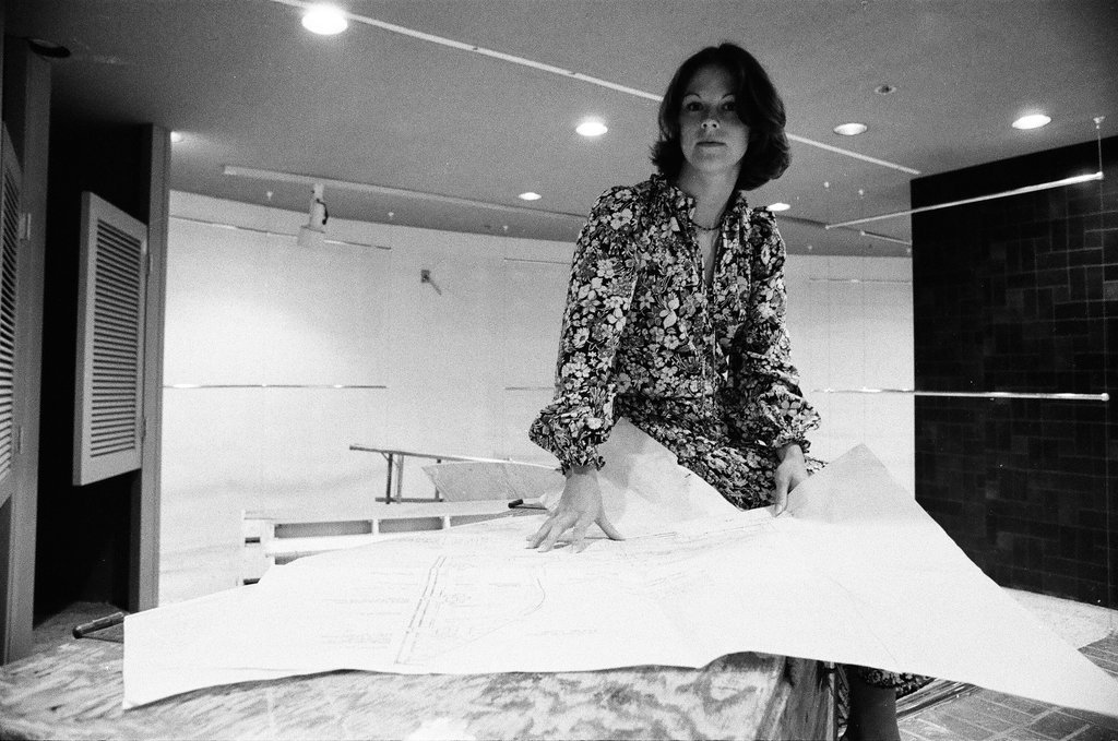 Christie Hefner in unfinished Playboy Club - Ray Burley for Chicago Sun-Times