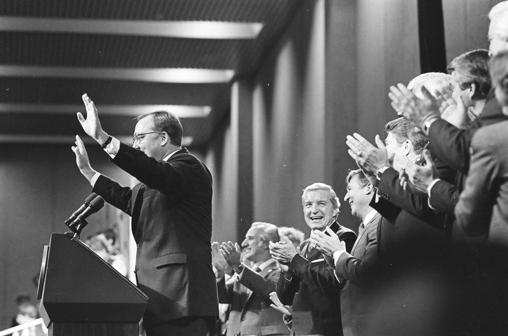 President Ronald Reagan speaks at the College of DuPage - Al Podgorski for Chicago Sun-Times