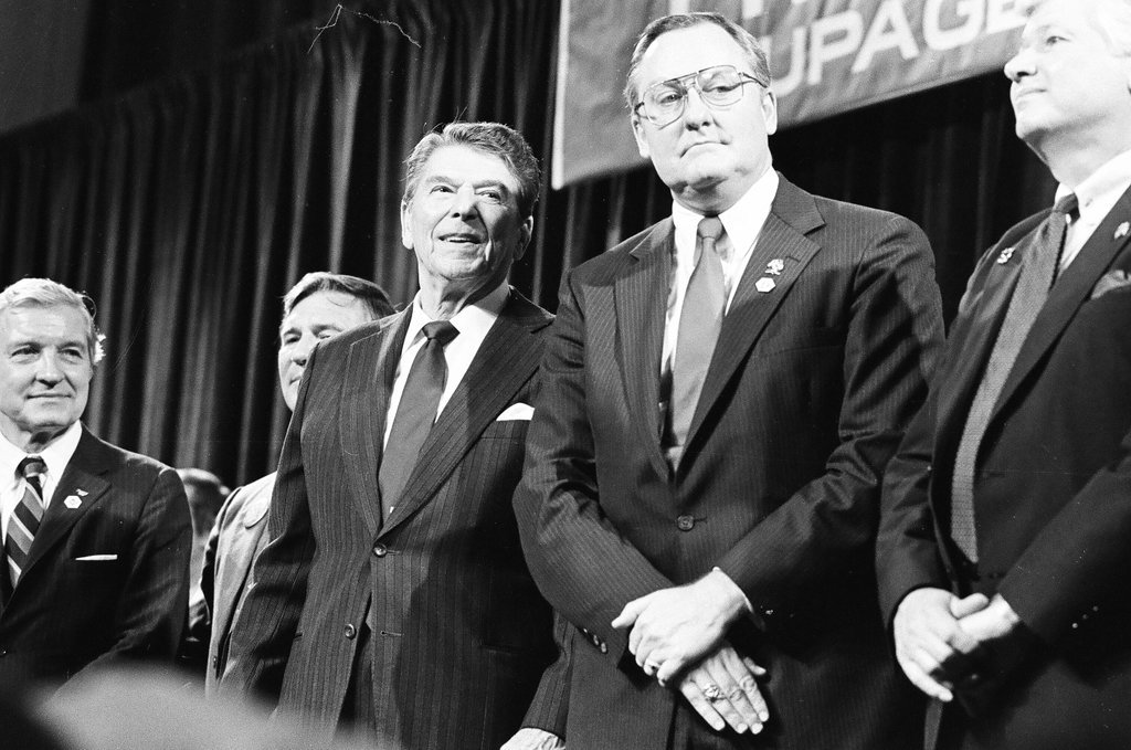 President Ronald Reagan speaks at the College of DuPage - Al Podgorski for Chicago Sun-Times