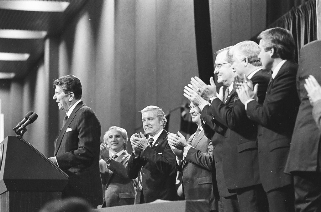President Ronald Reagan speaks at the College of DuPage - Al Podgorski for Chicago Sun-Times