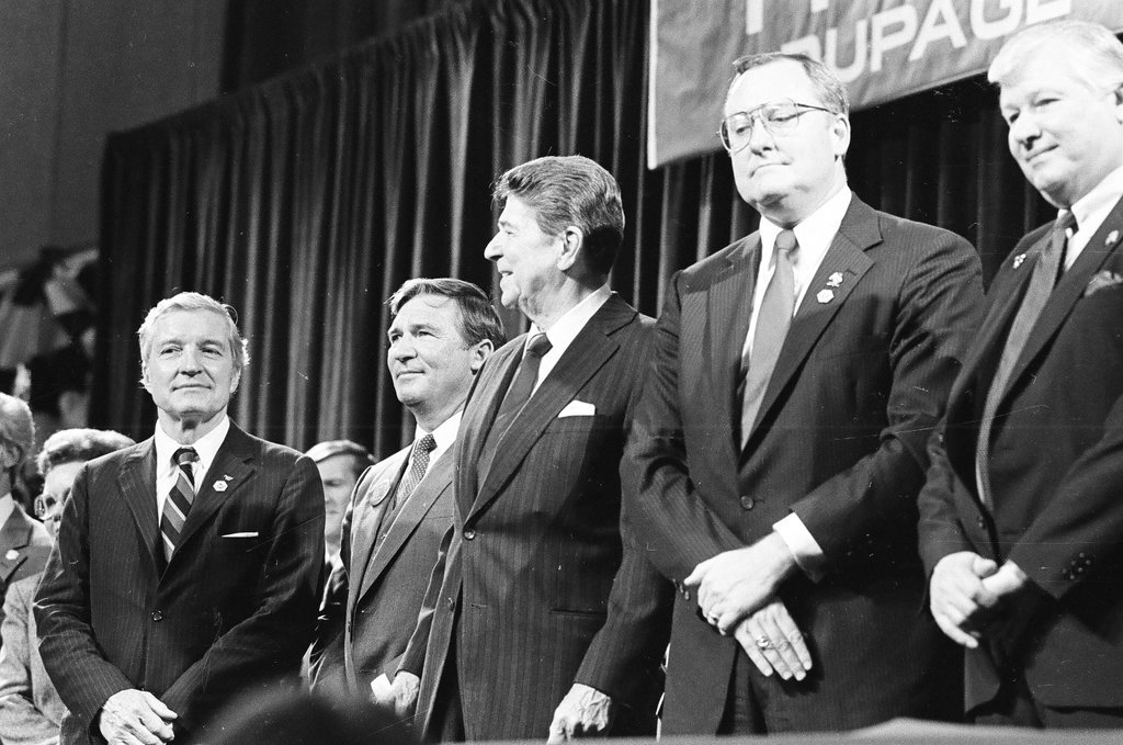 President Ronald Reagan speaks at the College of DuPage - Al Podgorski for Chicago Sun-Times
