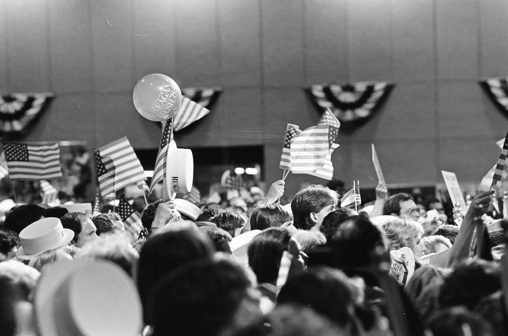 President Ronald Reagan speaks at the College of DuPage - Al Podgorski for Chicago Sun-Times