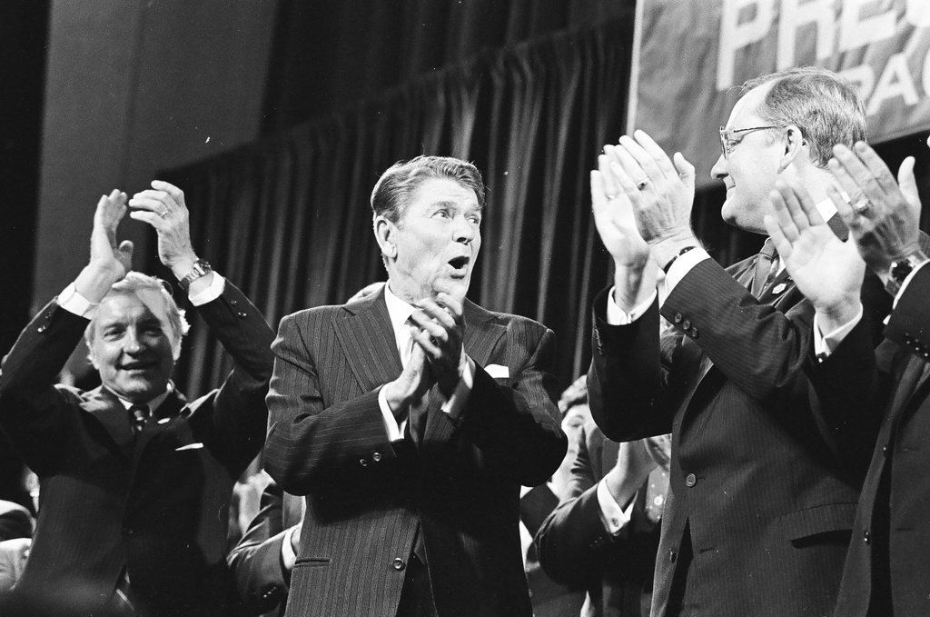 President Ronald Reagan speaks at the College of DuPage - Al Podgorski for Chicago Sun-Times