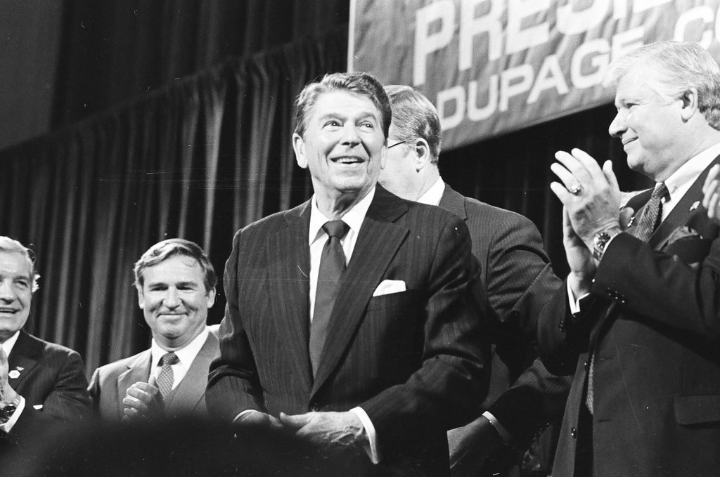 President Ronald Reagan speaks at the College of DuPage - Al Podgorski for Chicago Sun-Times