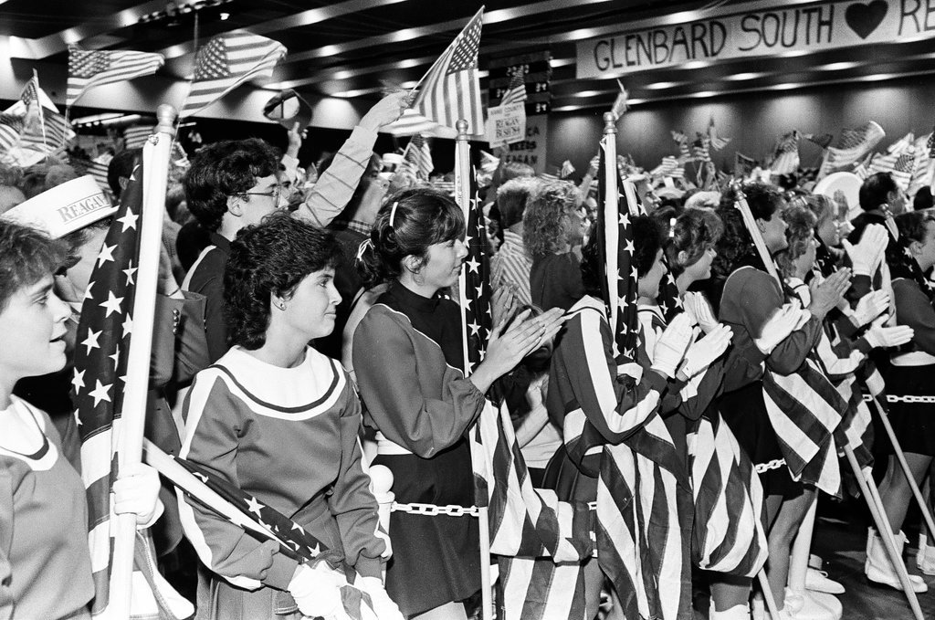 President Ronald Reagan speaks at the College of DuPage - Al Podgorski for Chicago Sun-Times