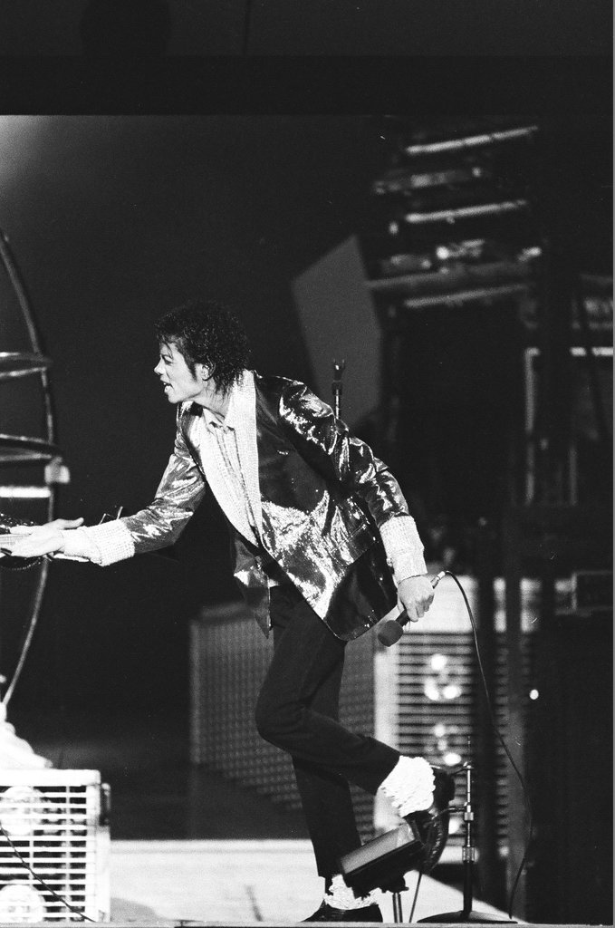 Michael Jackson concert at Comiskey Park - Bob (Robert) Black for Chicago Sun-Times
