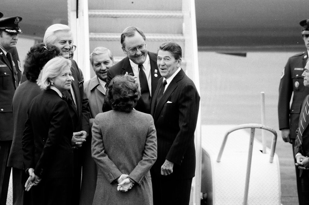 Ronald Reagan arrives at O'Hare - Nancy Stuenkel for Chicago Sun-Times