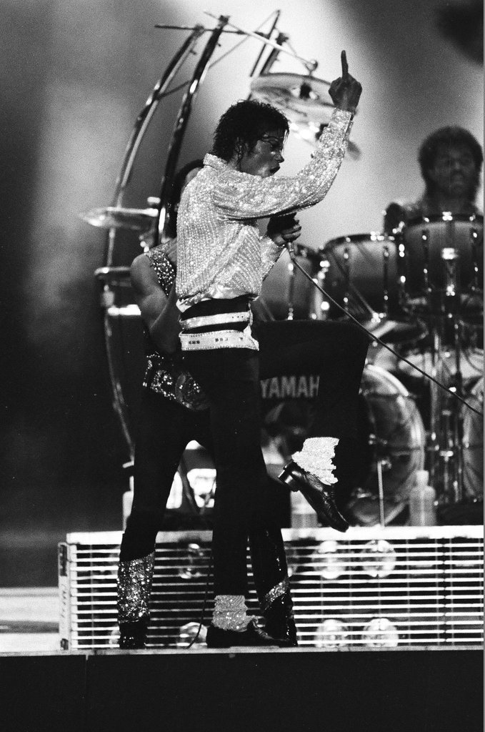 Michael Jackson concert at Comiskey Park - Bob (Robert) Black for Chicago Sun-Times