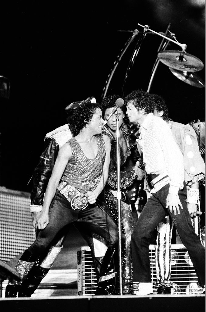 Michael Jackson concert at Comiskey Park - Bob (Robert) Black for Chicago Sun-Times