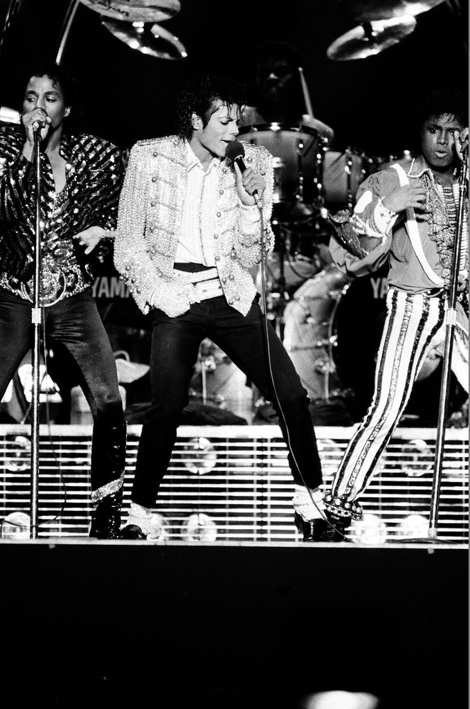 Michael Jackson concert at Comiskey Park - Bob (Robert) Black for Chicago Sun-Times