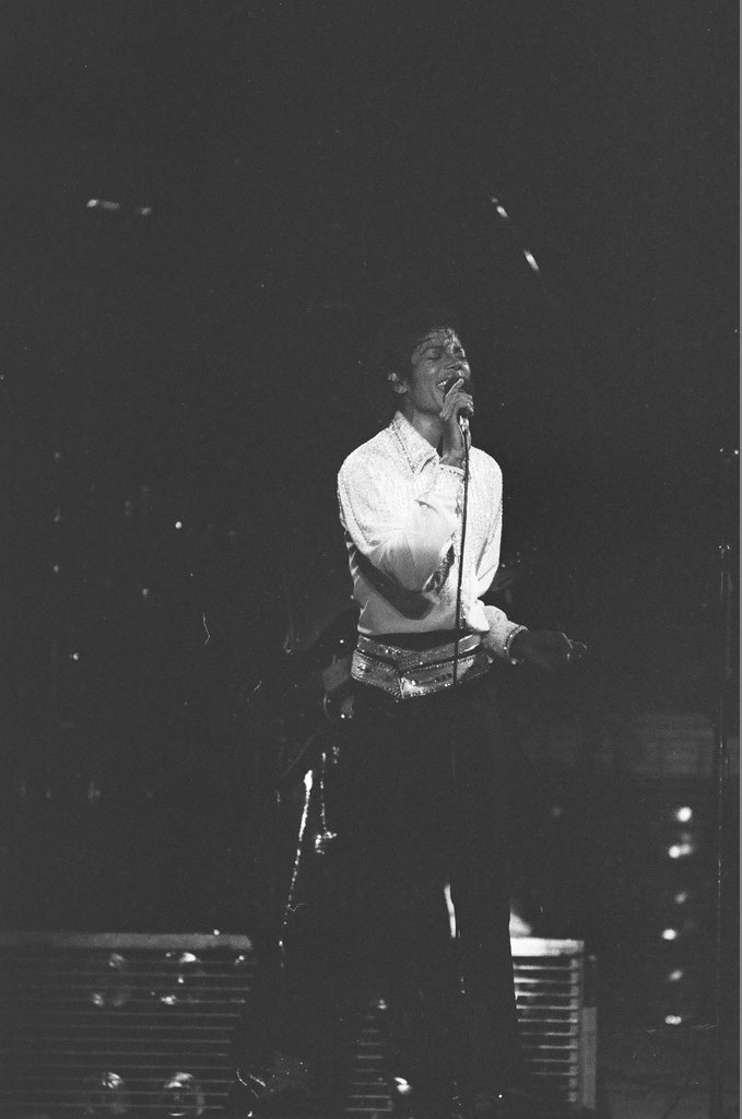 Michael Jackson concert at Comiskey Park - Bob (Robert) Black for Chicago Sun-Times