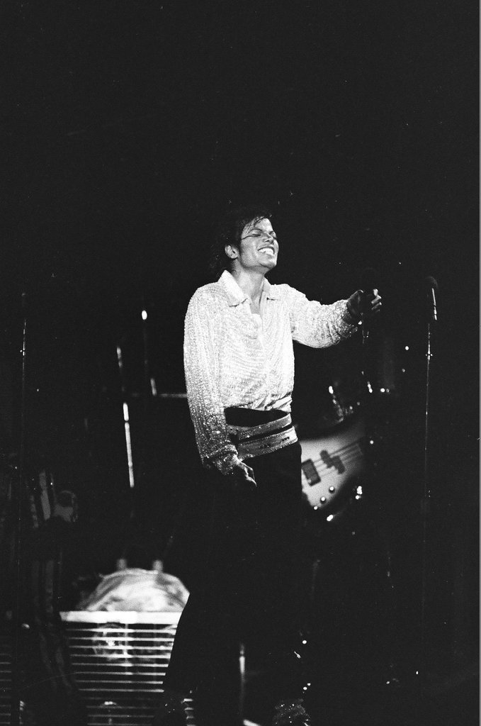 Michael Jackson concert at Comiskey Park - Bob (Robert) Black for Chicago Sun-Times