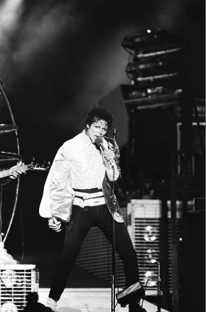 Michael Jackson concert at Comiskey Park - Bob (Robert) Black for Chicago Sun-Times