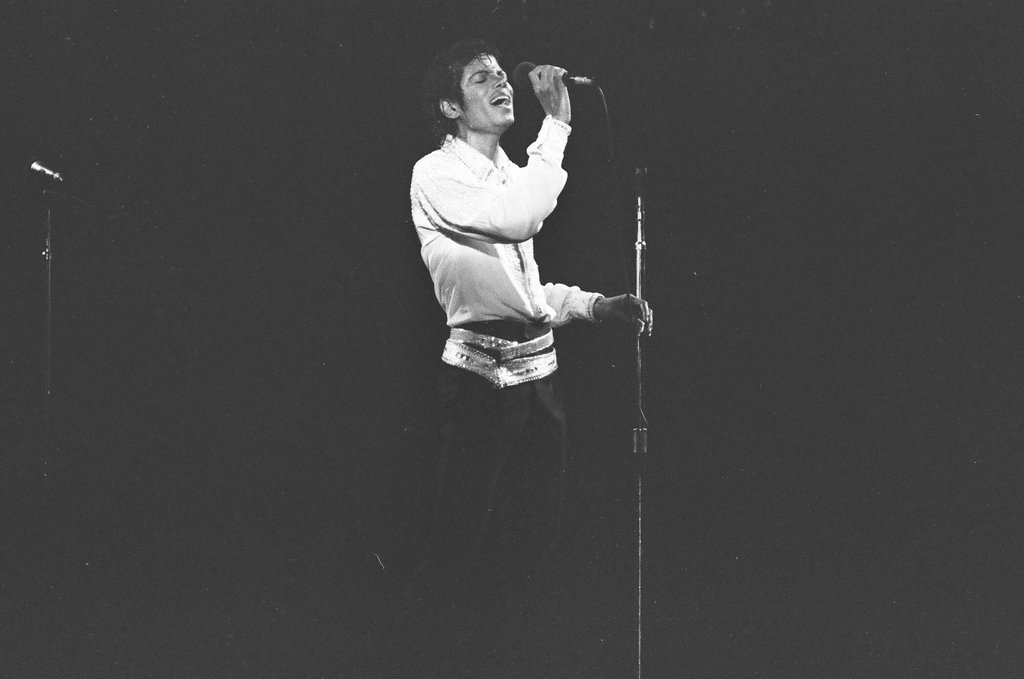 Michael Jackson concert at Comiskey Park - Bob (Robert) Black for Chicago Sun-Times