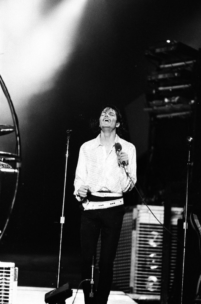 Michael Jackson concert at Comiskey Park - Ringham for Chicago Sun-Times