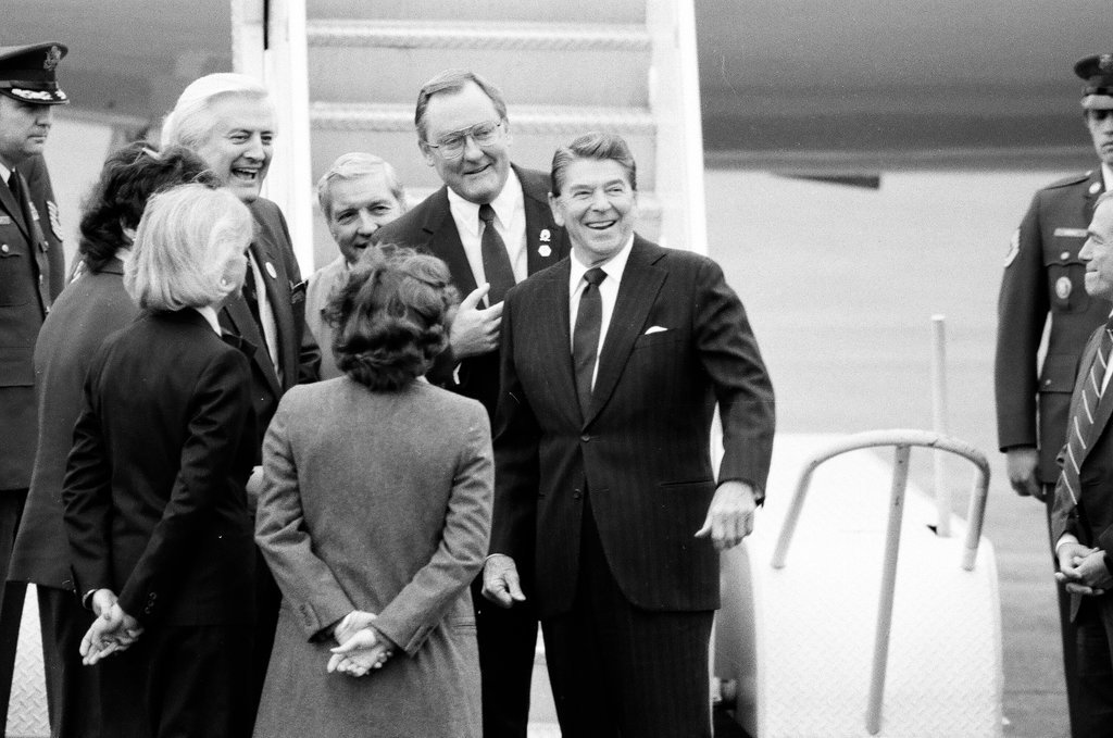 Ronald Reagan arrives at O'Hare - Nancy Stuenkel for Chicago Sun-Times