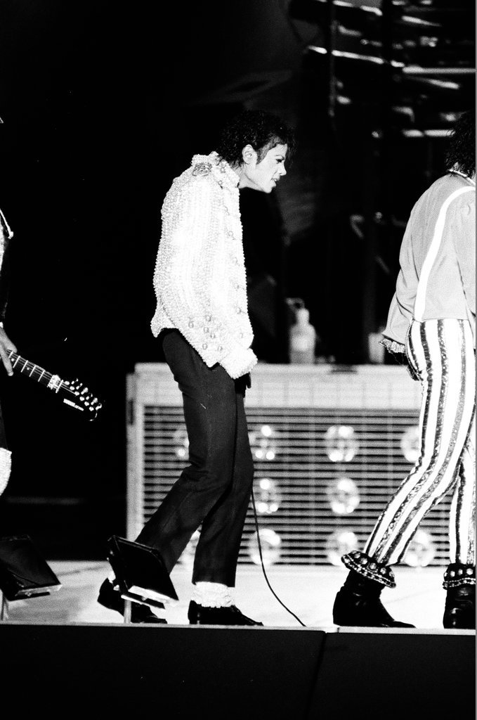 Michael Jackson concert at Comiskey Park - Bob (Robert) Black for Chicago Sun-Times