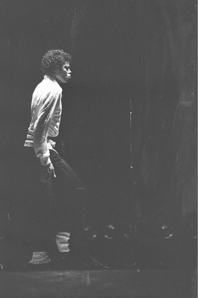 Michael Jackson concert at Comiskey Park - Bob (Robert) Black for Chicago Sun-Times
