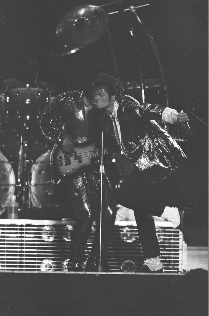 Michael Jackson concert at Comiskey Park - Bob (Robert) Black for Chicago Sun-Times