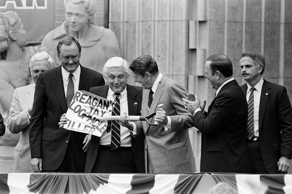 Ronald Reagan speaks at Bloom Township High School - Nancy Stuenkel for Chicago Sun-Times