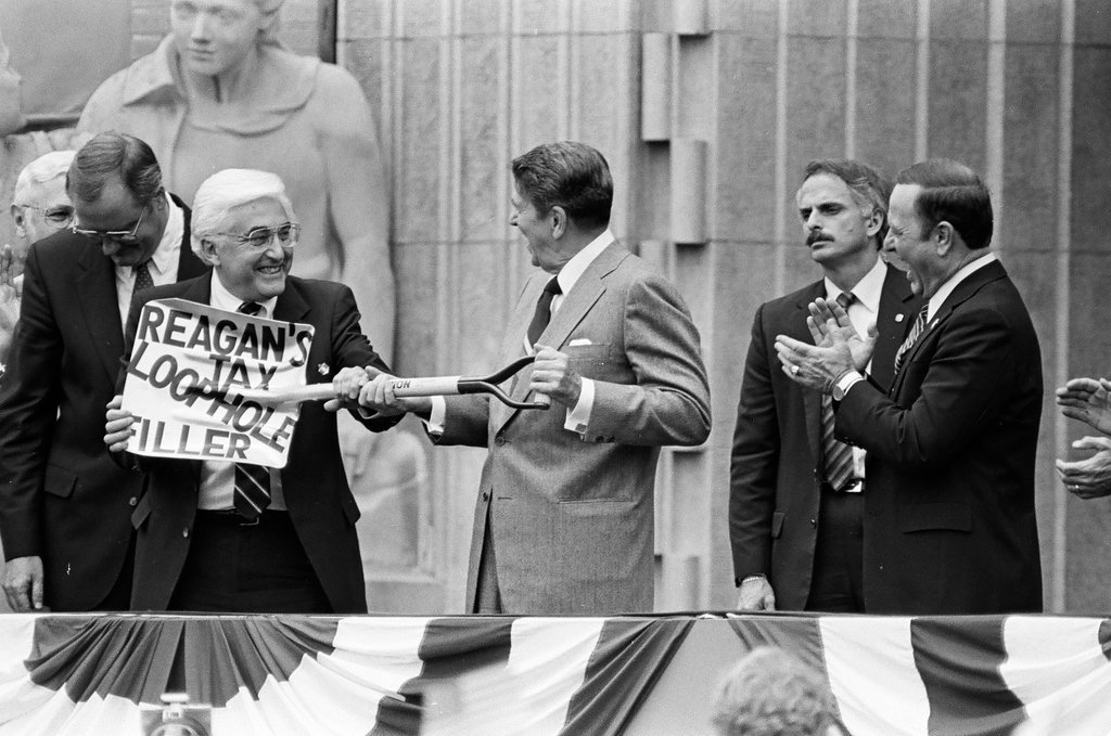 Ronald Reagan speaks at Bloom Township High School - Nancy Stuenkel for Chicago Sun-Times